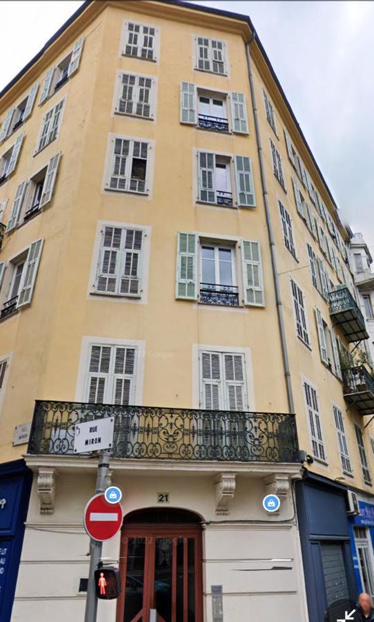 Rmb - T2 Au Dernier Etage Au Coeur De Apartment Nizza